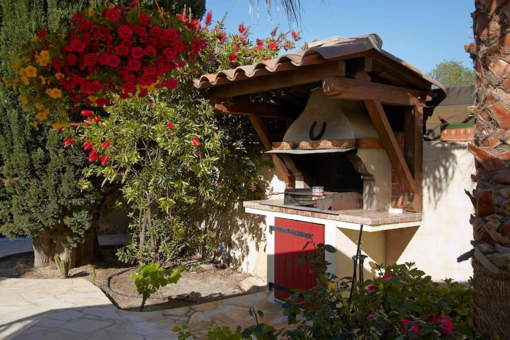 Studio Dans Villa Avec Piscine Cassis Exterior foto